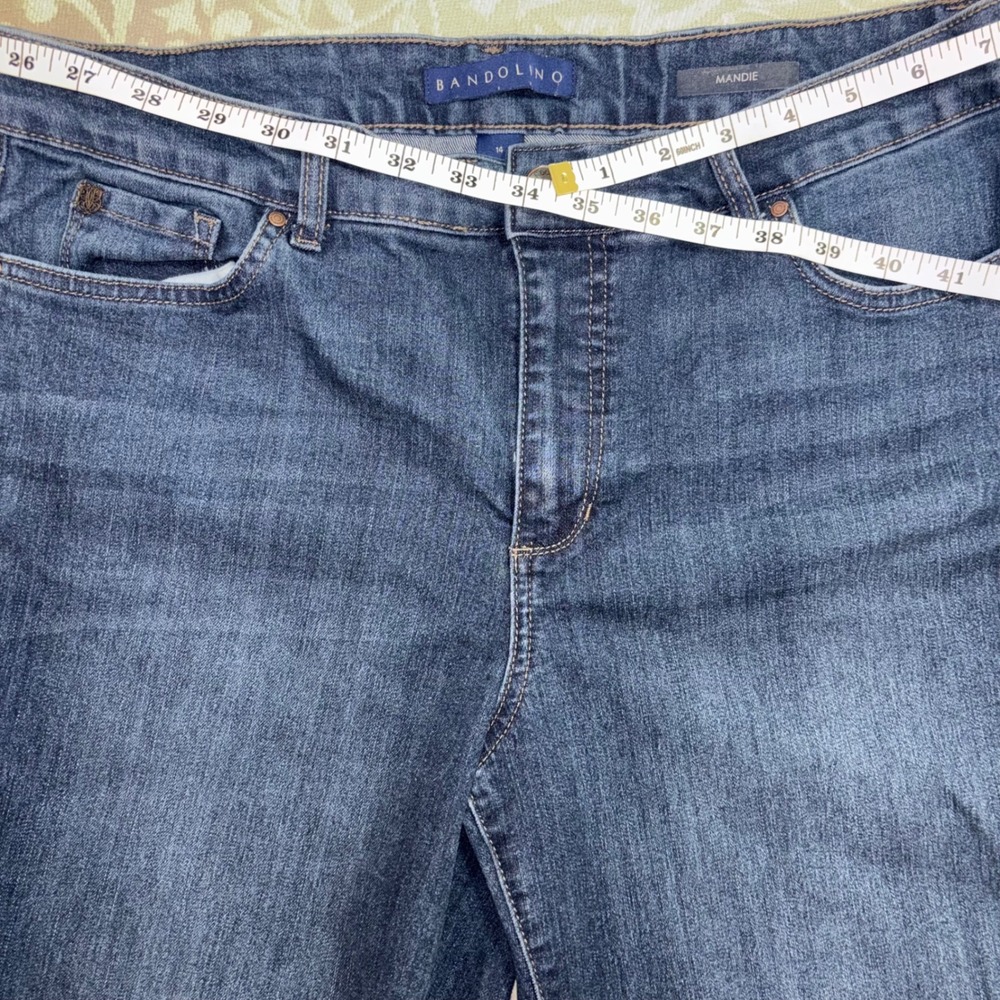 Bandolino Mandie Jeans Straight Leg Mid Rise Womens 14 (D15) - Picture 10 of 11